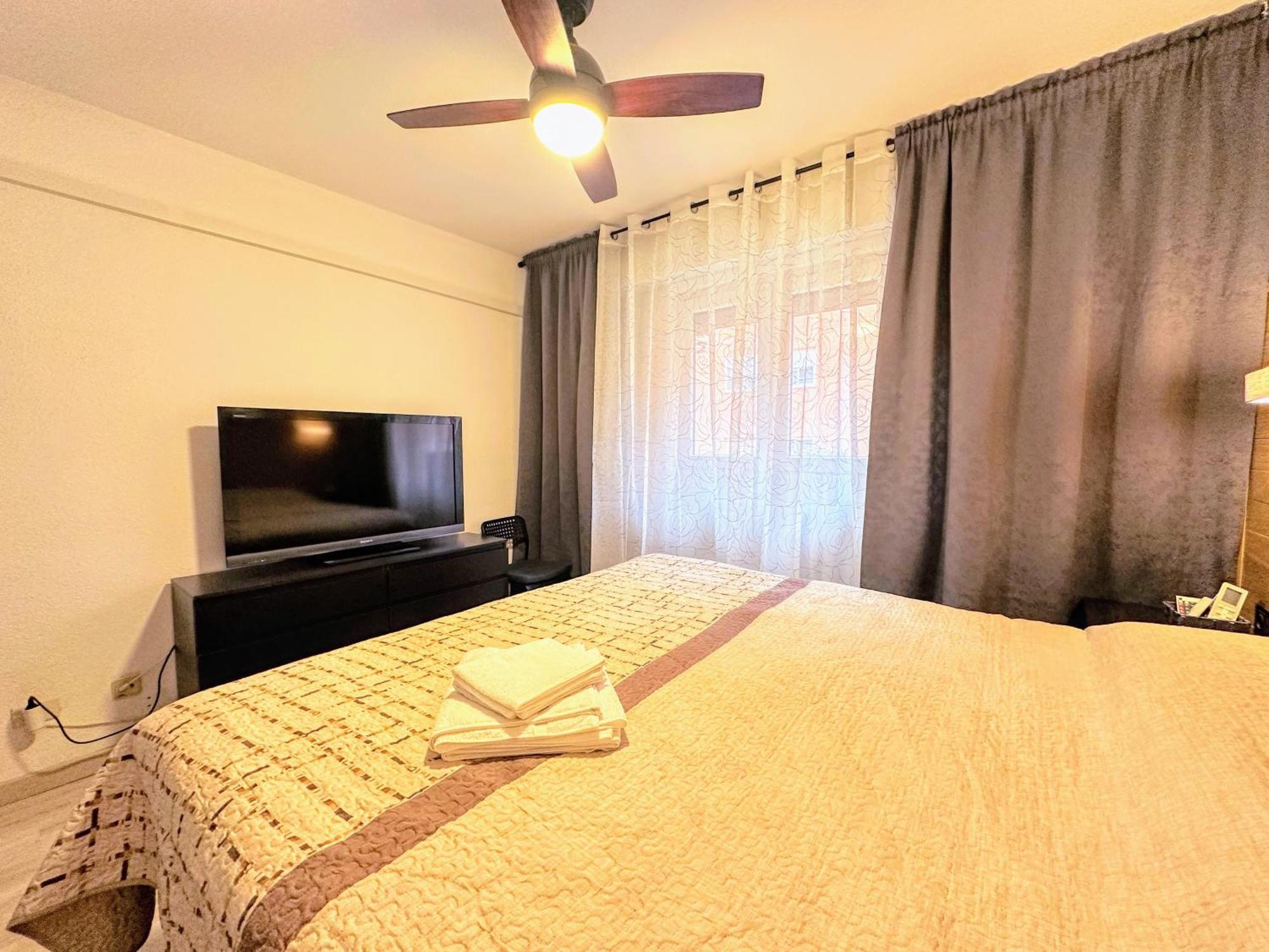 Apartment Monfort Valencia Exterior photo