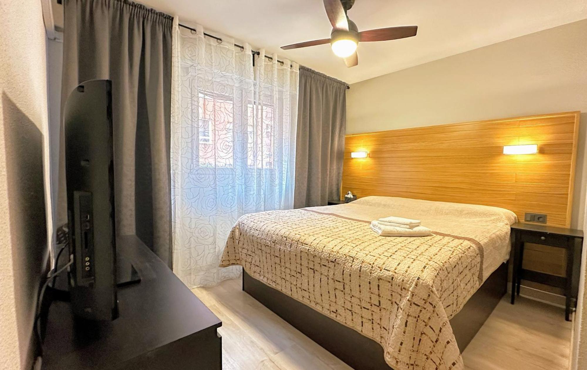 Apartment Monfort Valencia Exterior photo